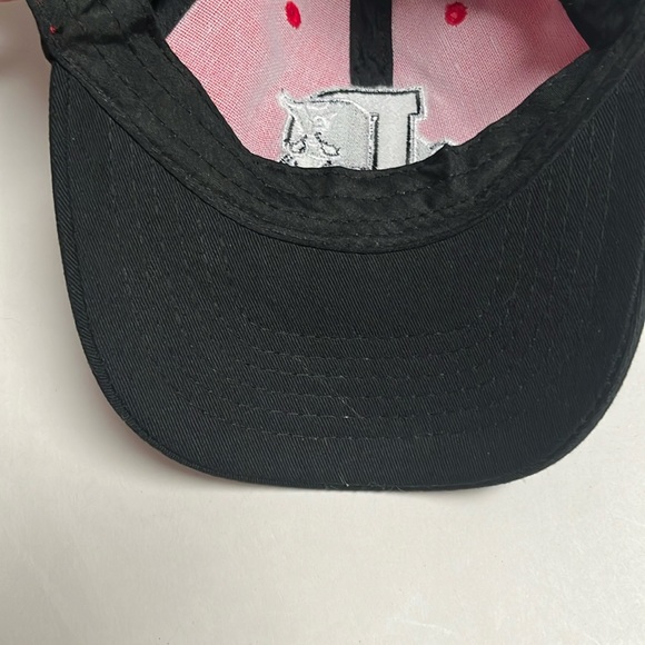 Hurricanes bulls had - Picture 5 of 6